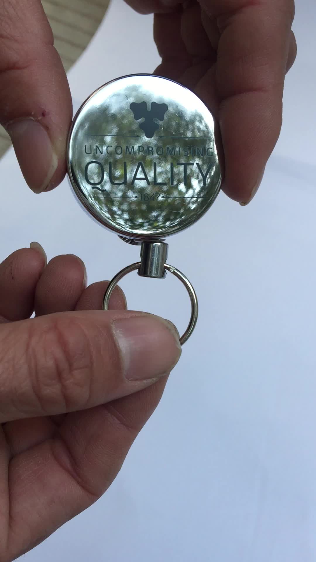 Hot Sell In Amazon Retractable Badge Reel Heavy Duty Key Reels