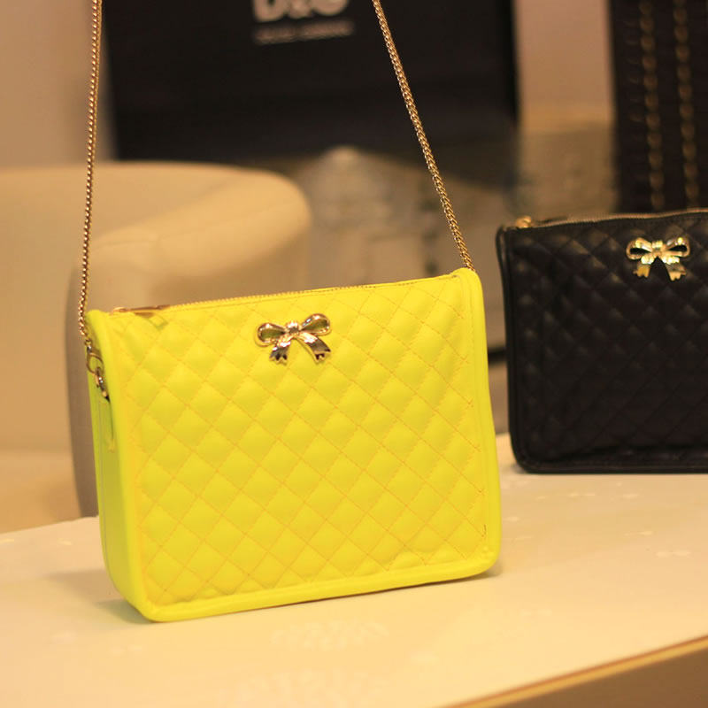 <em>芬迪蒂娜女包</em>正品哪种好?<em>芬迪蒂娜女包</em>正品价