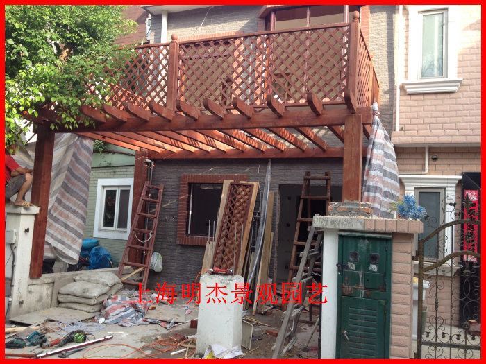防腐木地板 防腐木门头葡萄架 樟子松防腐木 庭院防腐
