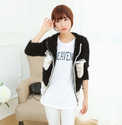 韩版秋冬短外套 百搭修身加厚<em>带帽</em>黑白<em>拉链开</em>