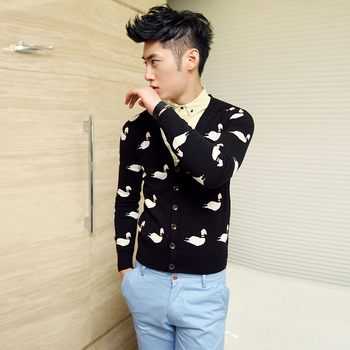 <em>针织开衫</em>搭配_潮男外套 秋装新款时尚个性鸭子