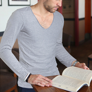 【wuyakandianshi】男士商务格子<em>翻领毛衣</em>假两