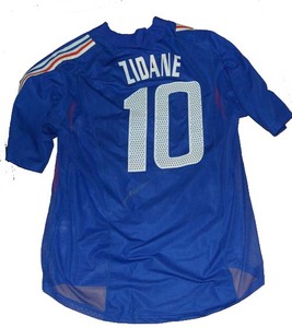 齐达内蓝色2002年韩日世界杯10号亲笔签名更