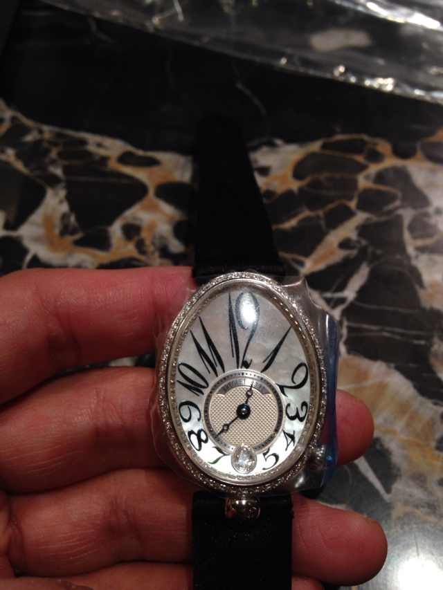 奢恋之谜 BREGUET 宝玑 那不勒斯皇后 白金镶
