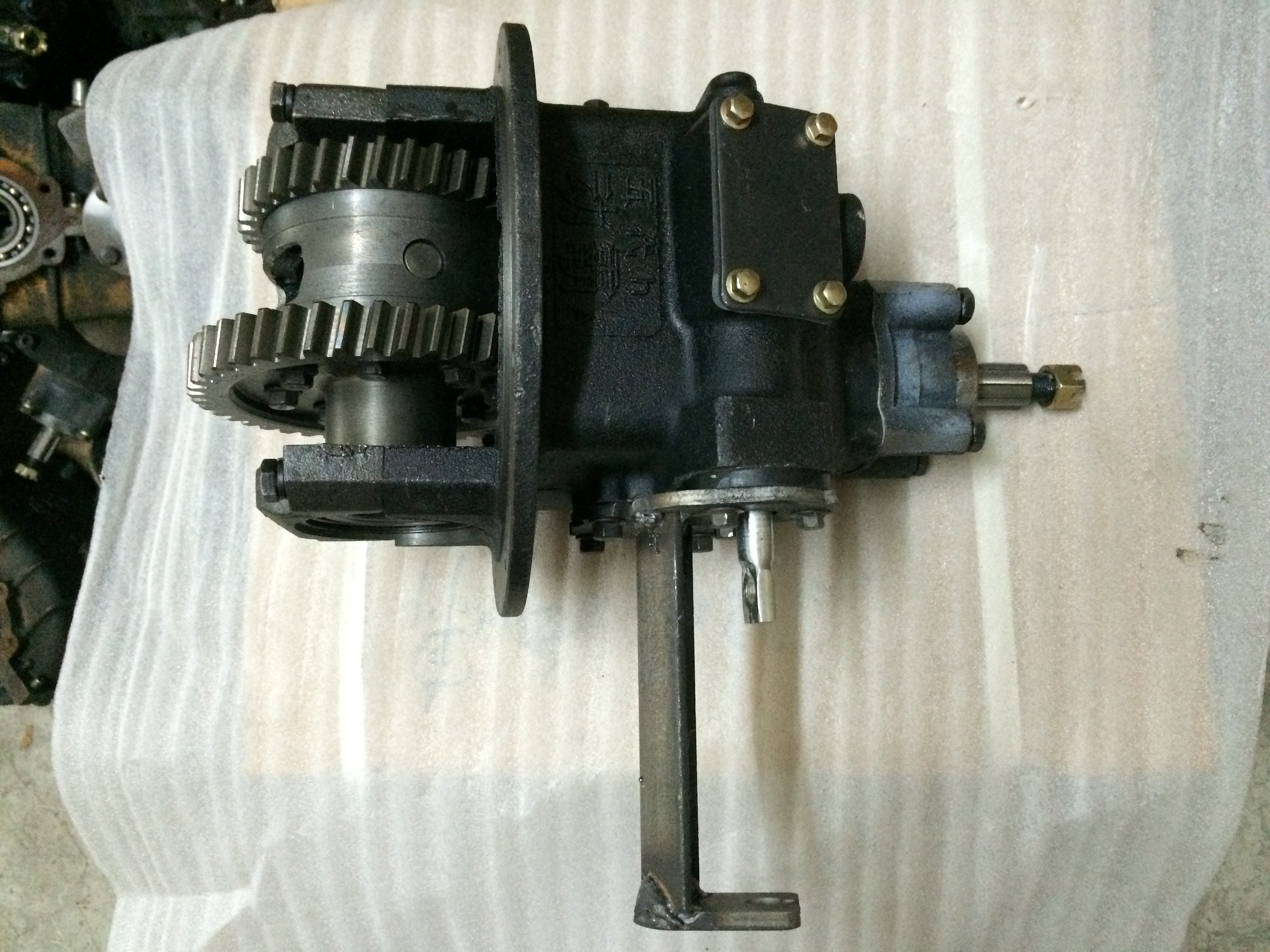 宗申三轮摩托车半浮后桥牙包 长安牙包总成 三