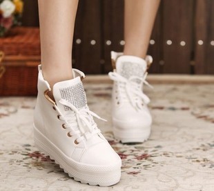  春秋款高帮帆布女鞋厚底水钻休闲鞋舒适松糕跟高跟爆潮硫化鞋