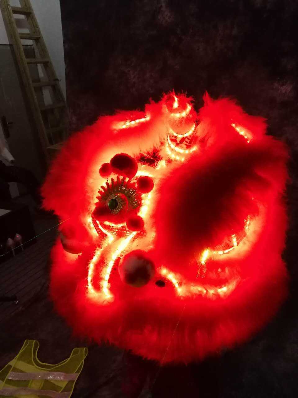 led发光舞狮子舞龙南北醒狮红色狮子头表演道具夜光羊毛狮子节日在类目 节庆用品/礼品, 其它节庆用品中 - 来自Buy2taobao.com提供专业的淘宝代购服务