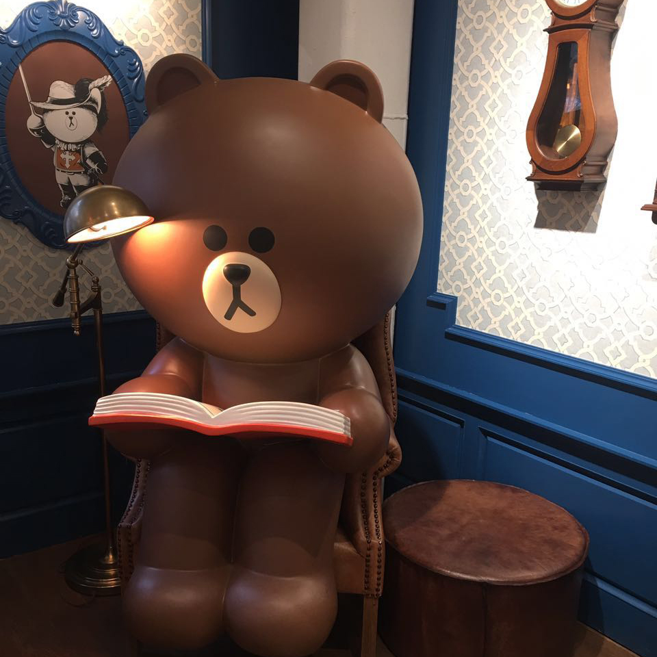 Brown Bear Rabbits can Ni Glass fiber reinforced plastic sculpture Cartoon Model Resin ornaments outdoors Model square Market customizedin the Business/Office Furniture , City Furniture , Landscaping rich space facilities , Sculpture category - from Buy2taobao.com to provide professional Taobao agent buy service