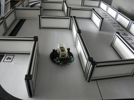 电子DIY制作散件 单片机可编程迷宫机器人 单片