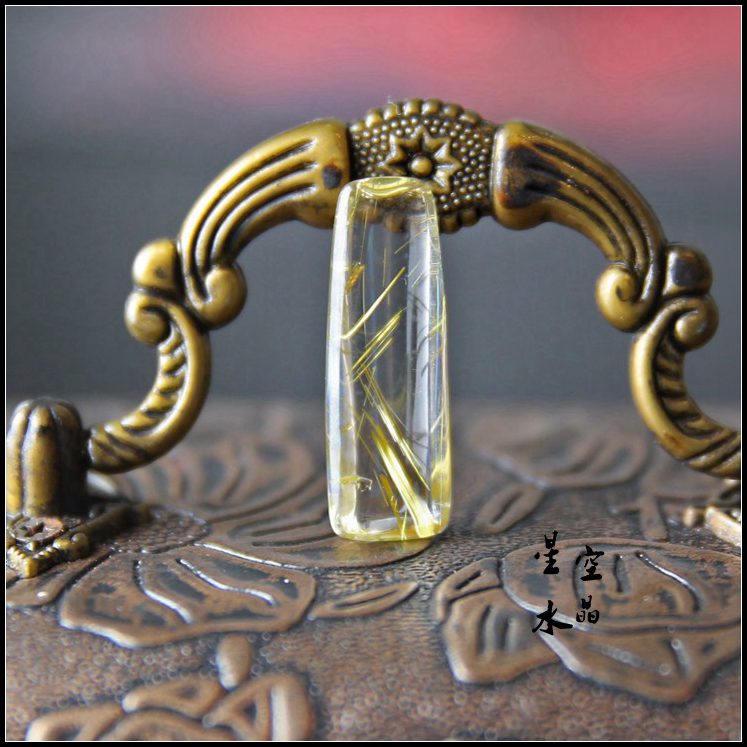 包邮天然水晶金发晶钛晶吊坠挂牌 一图一物 生日礼物 情侣男女款 包邮天然水晶金发晶钛晶吊坠挂牌 一图一物 生日礼物 情侣男女款