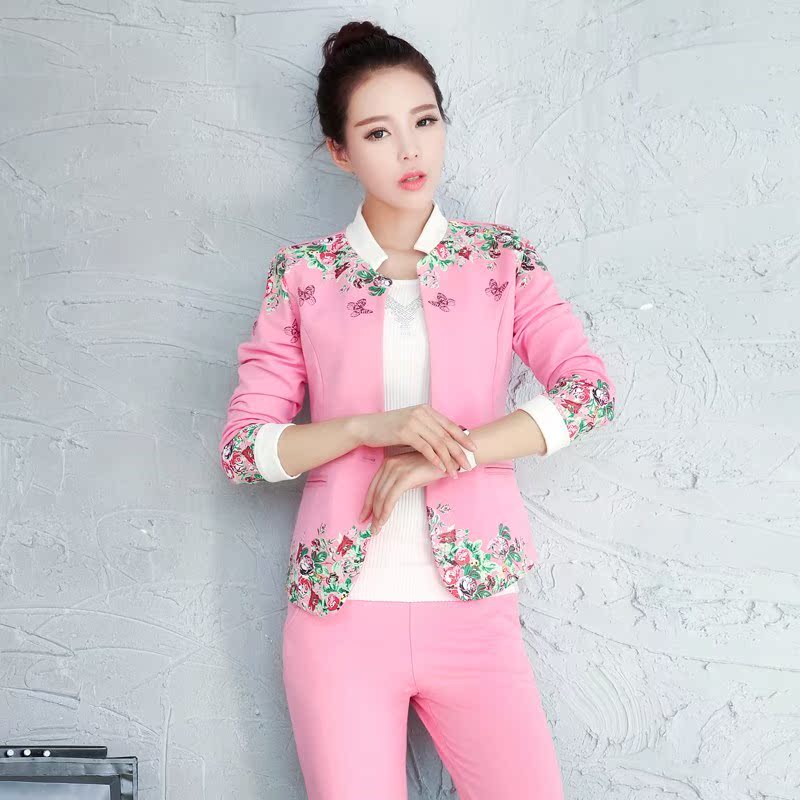 运动套装女春秋2018新款韩版潮时尚修身印花小西服休闲服三件套在类目 女装/女士精品, 套装/学生校服/工作制服, 休闲运动套装中 - 来自Buy2taobao.com提供专业的淘宝代购服务
