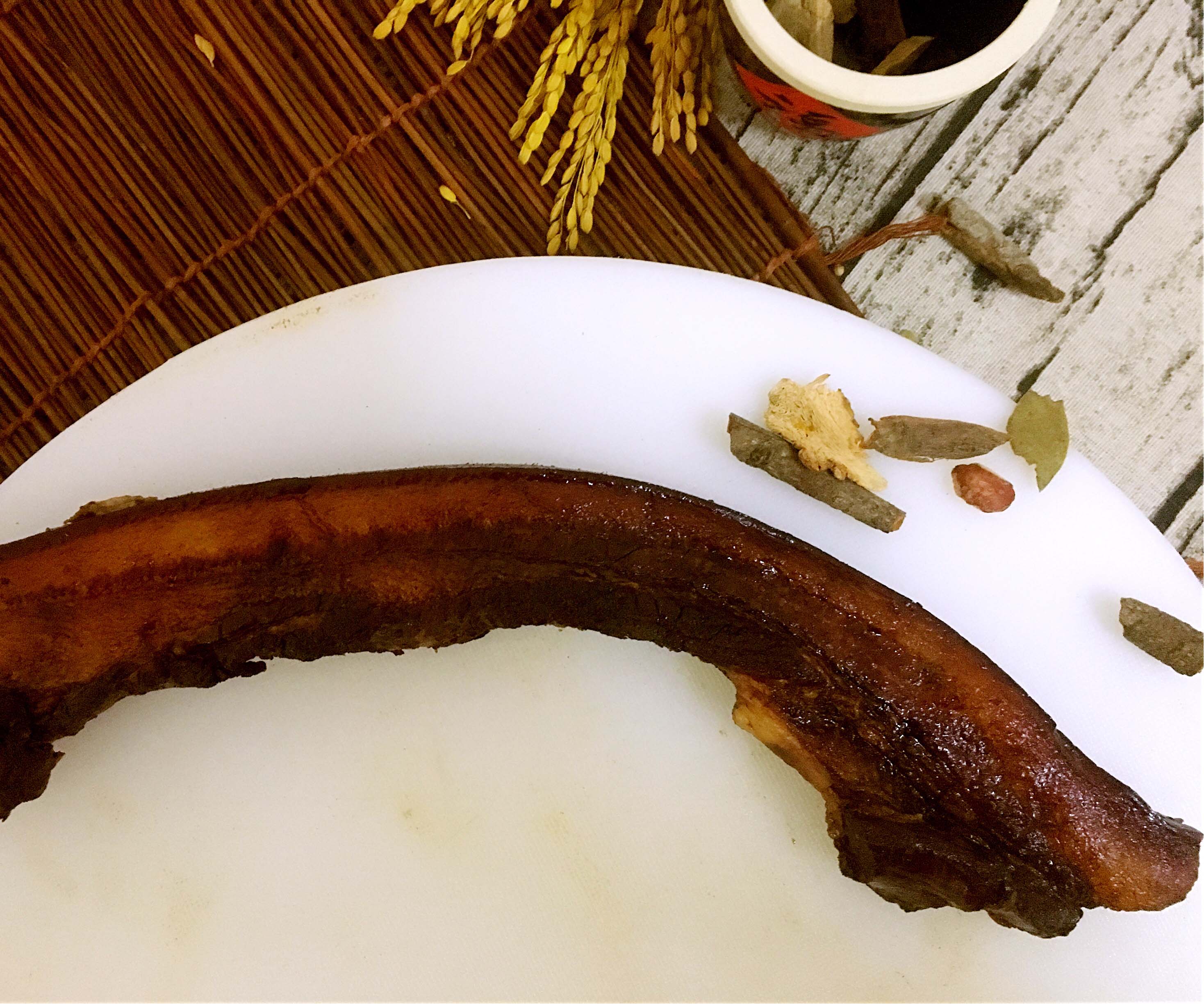 順豐包郵甘蔗渣碳燒煙熏五花臘肉脯 汕頭特産豬肉類熟食年貨鹵味在類目 水產肉類/新鮮蔬果/熟食, 生肉/肉製品, 豬肉類, 生豬肉中 - 來自Buy2taobao.com提供專業的淘寶代購服務