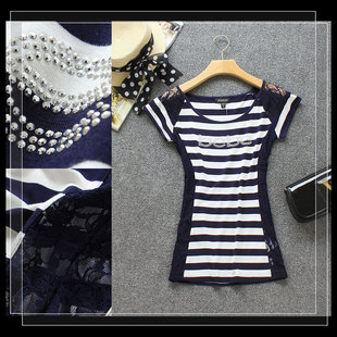  夏季女款 欧美风 性感镂空蕾丝拼接 字母亮钻条纹修身打底短袖T恤