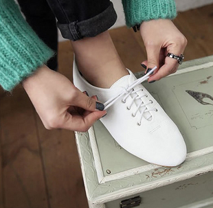  新款百搭圆头系带小白鞋文艺范英伦风单鞋韩版平底鞋女鞋特价包邮