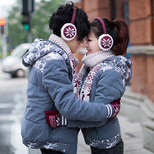  加厚冬衣裸婚时代情侣棉服 情侣装冬装外套 连帽小鹿棉衣·送围巾