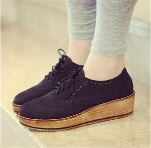  春季新款女鞋 出口订单 英伦风复古坡跟尖头布洛克鞋松糕单鞋