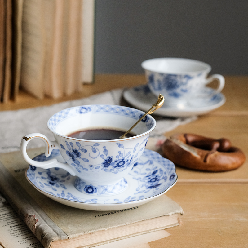 English Afternoon Tea Cakes and Pastries black tea Mug suit Gold-plated China style Blue and white porcelain Bone ceramicsin the Tableware , Coffee , Mug category - from Buy2taobao.com to provide professional Taobao agent buy service