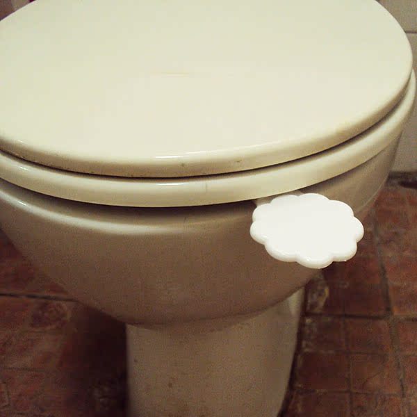 toilet lid Handle Flaky clouds toilet lid hygiene Handle toilet lid hygiene Handle closestool Put the lid is closestool partsin the Family/Personal Cleaning Tools , Sanitary appliances/Bathroom accessories , Bathroom Accessories category - from Buy2taobao.com to provide professional Taobao agent buy service