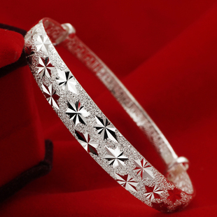 母亲节给妈妈送点什么好呢?预算在500左右,求