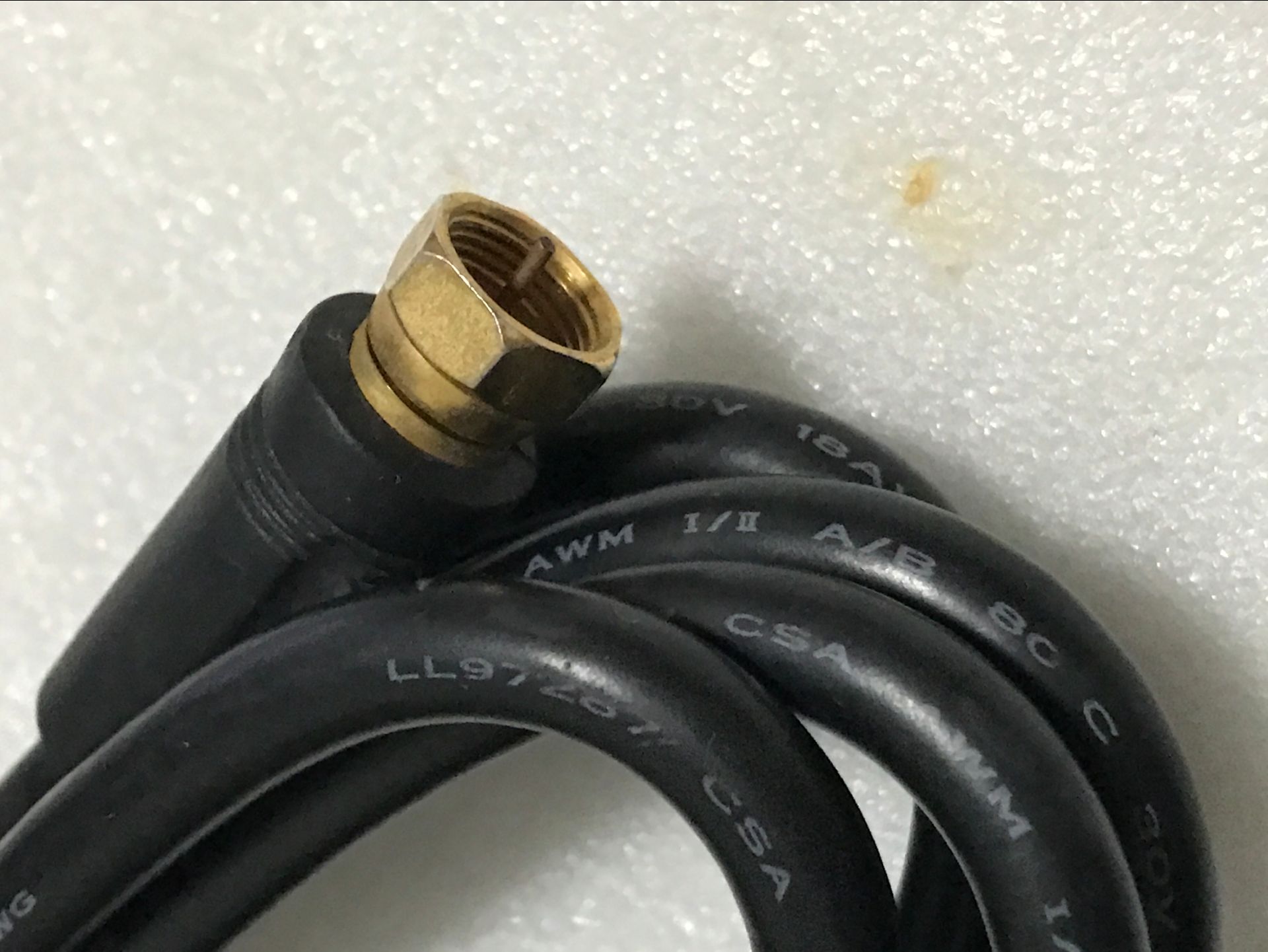 天线视频线 两边都是F头的机顶盒到墙插F头天线 长度1.8米在类目 3C数码配件, 电子元器件市场, 物联网, 天线中 - 来自Buy2taobao.com提供专业的淘宝代购服务