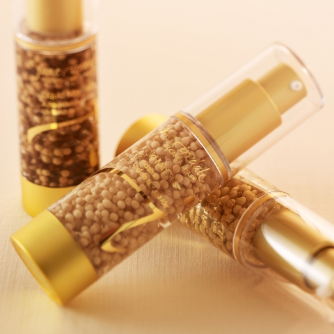 Jane Iredale 礦物質潤澤慕斯 粉底液 珍愛芮兒 孕婦可用 30ml在类目 彩妆/香水/美妆工具, 粉底液/膏中 - 来自Buy2taobao.com提供专业的淘宝代购服务