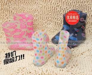  秒杀~  大童小童儿童雨鞋 质量好 男孩女孩 五色。