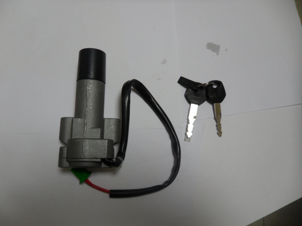 铃木QS125-3C骏威QS125-5骏驰07款GS125主电锁 电门锁 车头开关锁在类目 摩托车/装备/配件, 摩托车配件, 摩托车车锁中 - 来自Buy2taobao.com提供专业的淘宝代购服务