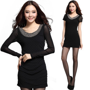  春夏新款女士T恤韩版蕾丝拼接圆领时尚中长款修身包臀打底衫