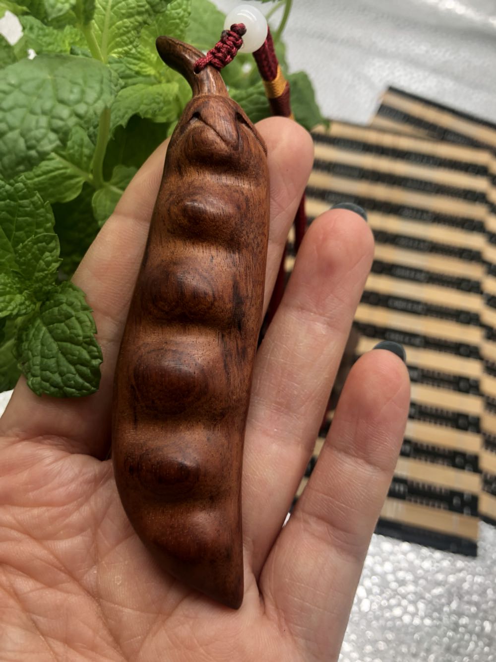 Rosewood Pear Wenwan Handle piece Green beans Car hitch Bag hanging Key bucklein the Accessories/Fashion Jewelry, Beads/Wooden bracelets , Beads/Prayer beads category - from Buy2taobao.com to provide professional Taobao agent buy service