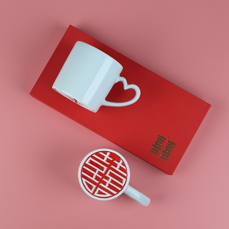 山水一间陶瓷手工雕刻喜杯爱心把喜庆礼品对杯送闺蜜情侣结婚礼物在类目 餐饮具, 咖啡器具, 咖啡杯中 - 来自Buy2taobao.com提供专业的淘宝代购服务