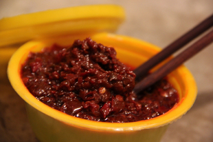 正宗新疆粗米粉 炒米粉酱 拌米粉酱料 牛肉味\/鸡