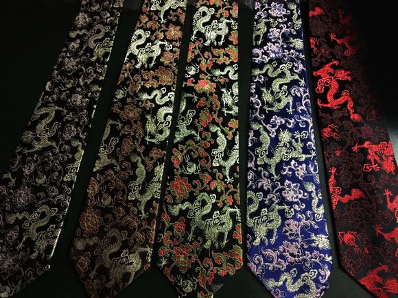Clearance Nanjing Brocade Graduate School 吉祥云 Kam Black bottom series Dragon pattern Real silk necktie goods in stockin the Accessories/Leather belt/Hat/Muffler , Collar accessories , Tie category - from Buy2taobao.com to provide professional Taobao agent buy service