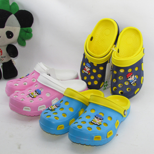  13年新款洞洞拖鞋，休闲沙滩拖鞋，轻便包头拖鞋，夏季儿童拖鞋