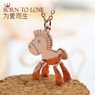  BORN TO LOVE小木马项链玫瑰金锁骨链女款春节情人节礼品