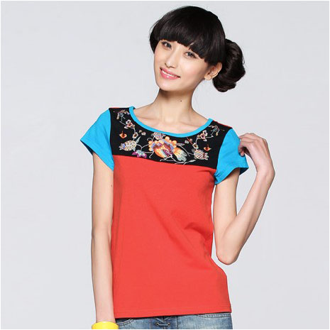 绣花撞色圆领修身...