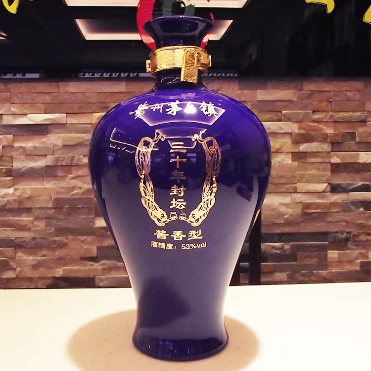 茅台镇名酒 酱香型白酒 坛子酒 送礼商务宴请最佳选择 5斤送礼盒 茅台镇名酒 酱香型白酒 坛子酒 送礼商务宴请最佳选择 5斤送礼盒