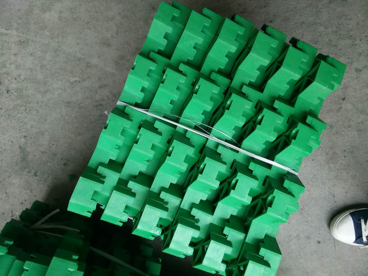 Shanghai Manufactor Sell Liu Shuo Grass planting grid fire control Climbing Green Roof Dedicated Shanghaiin the Flower delivery/Flowers simulation/Plants gardening , Gardening supplies , Other Garden Supplies category - from Buy2taobao.com to provide professional Taobao agent buy service
