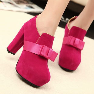  春秋新品 韩版女单鞋蝴蝶结绒面 粗跟防水高跟女鞋 低帮婚鞋