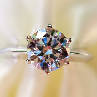  秒杀范玮琪同款pt950高仿真钻戒指克拉订婚戒指女款纯银SONA钻戒