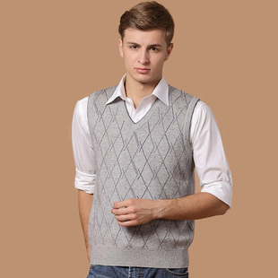 【天天特价】秋冬男装V领羊毛<em>背心男士</em>菱形针
