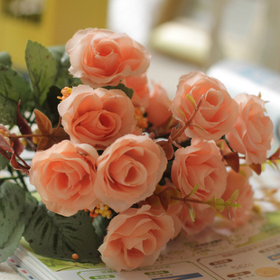  高档装饰花仿真花欧式蔷薇玫瑰假花客厅手捧花新娘韩式婚庆