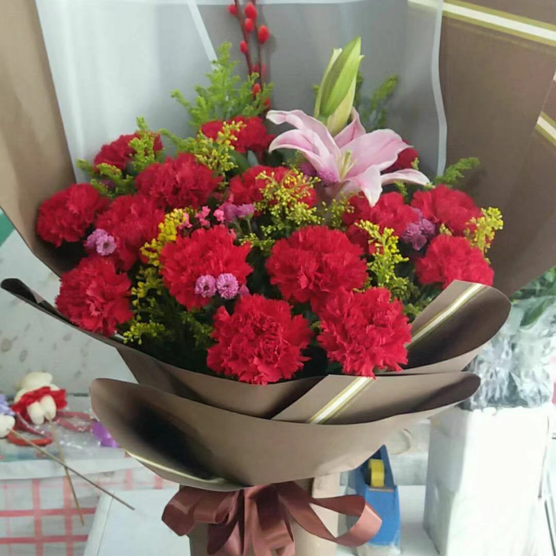 19朵红康乃馨百合生日花束教师节母亲节礼物上海鲜花速递看望长辈在类目 鲜花速递/花卉仿真/绿植园艺, 鲜花速递(同城)中 - 来自Buy2taobao.com提供专业的淘宝代购服务