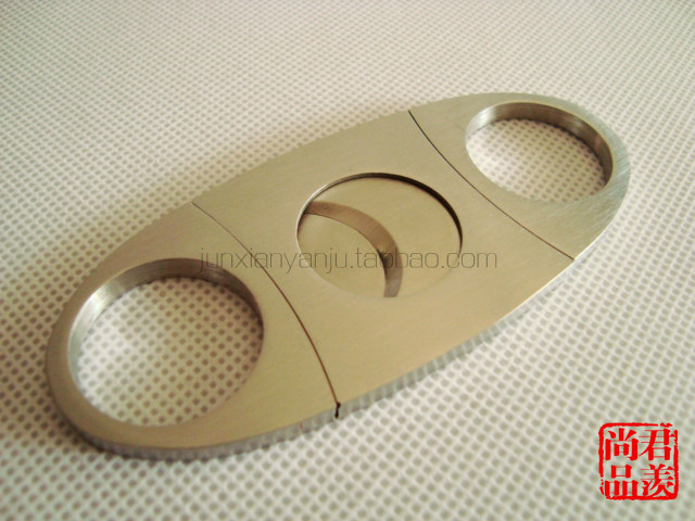 Stainless steel Cigar cutter Metal Cigar Cutter silvery high-grade Cigar toolin the ZIPPO/Swiss Army Knife/Glasses , Smoking , Cigar scissors/Knife category - from Buy2taobao.com to provide professional Taobao agent buy service