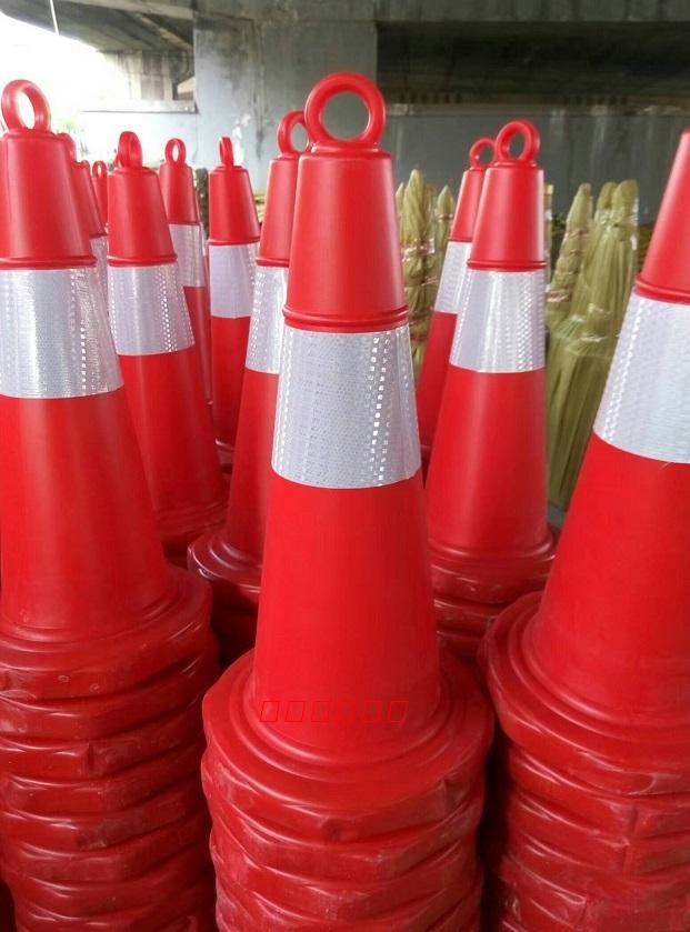 道路施工70塑料反光帶砂路錐 反光錐交通路錐在類目 五金/工具, 施工保護, 交通安全保護, 反光錐中 - 來自Buy2taobao.com提供專業的淘寶代購服務