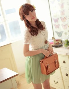 身高155 体重80斤职业行政工作肤色一般风格