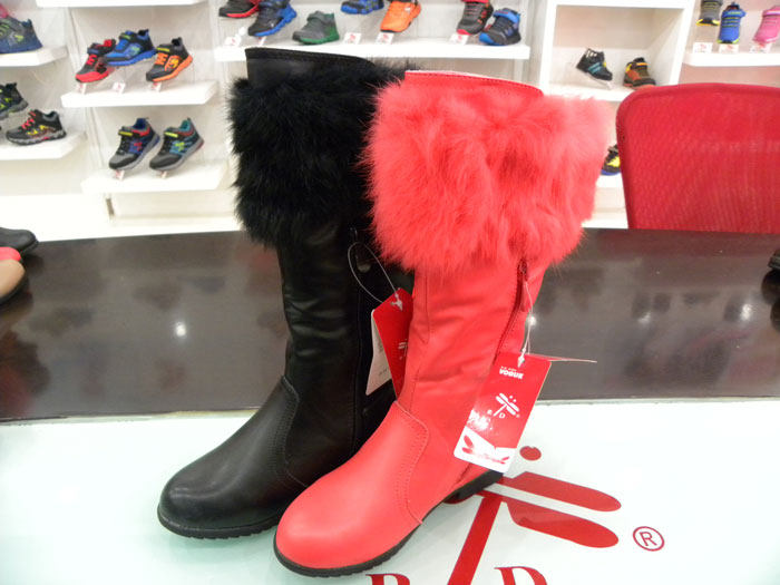 【<em>红蜻蜓女</em>童鞋靴子】最新排行榜_taowu123_