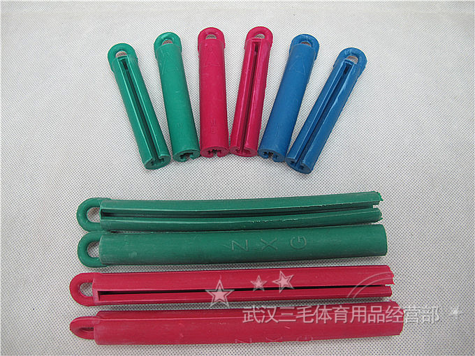 台球吊杆器 挂杆器 斯诺克 九球杆 桌球杆 吊杆器 橡胶通用型吊棒在类目 运动/瑜伽/健身/球迷用品, 台球, 台球中 - 来自Buy2taobao.com提供专业的淘宝代购服务