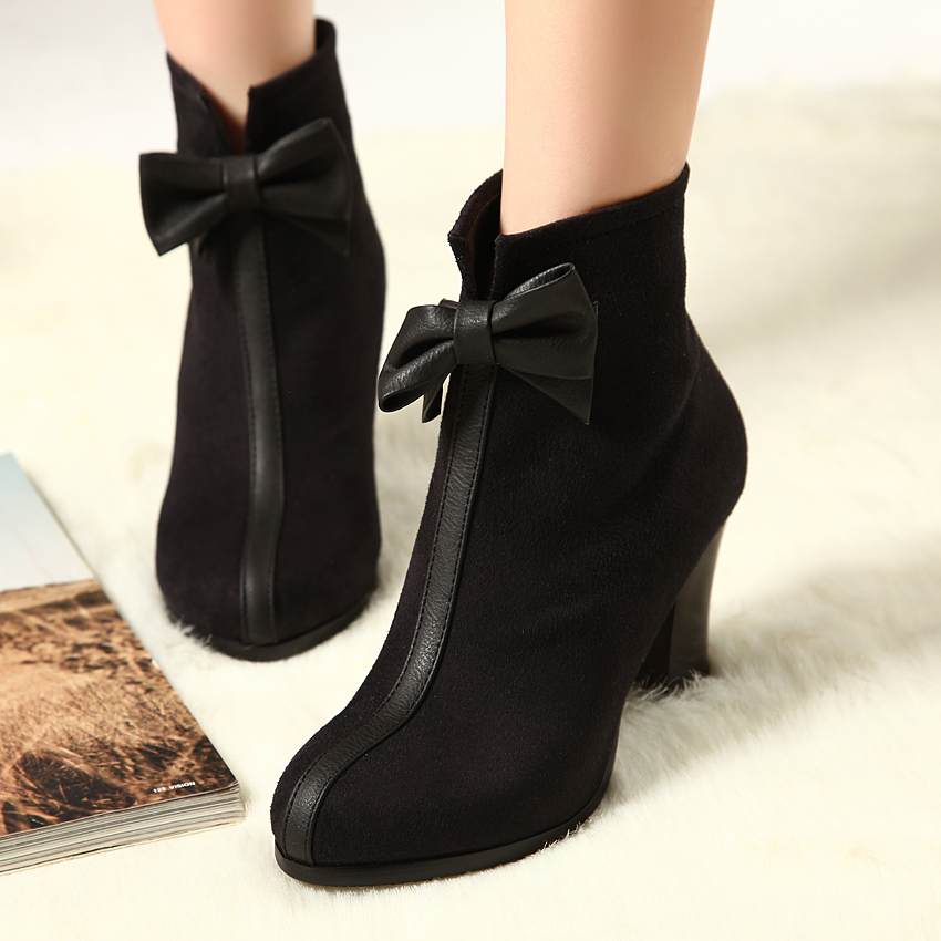 粗跟短靴蝴蝶结马丁靴...