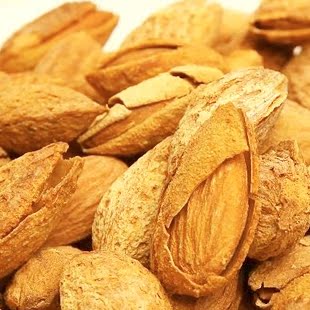 坚果新疆巴旦木...