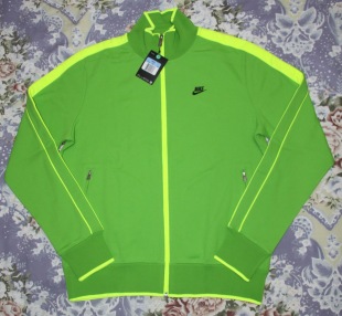 全新正品<em>耐克NIKE</em> NSW运动生活N98针织夹克